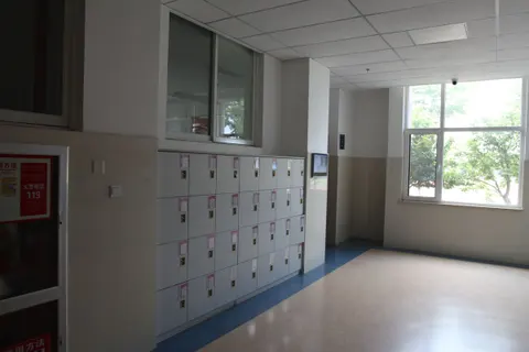 教室外走廊实拍